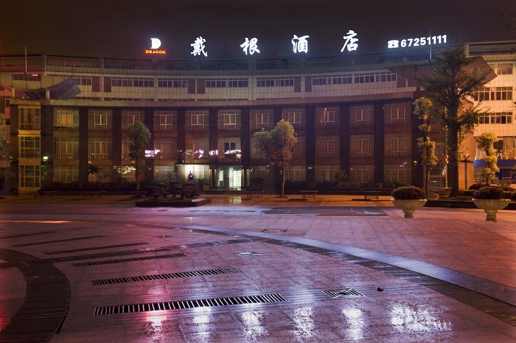 Dragon Hotel Tsjoengking Buitenkant foto