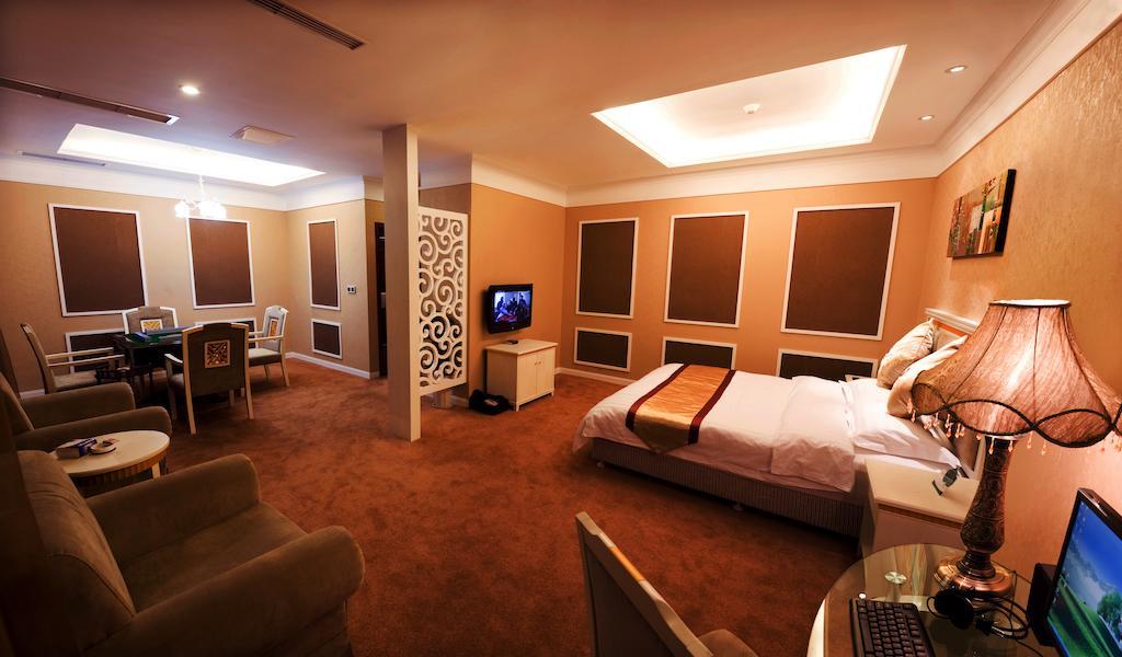 Dragon Hotel Tsjoengking Kamer foto